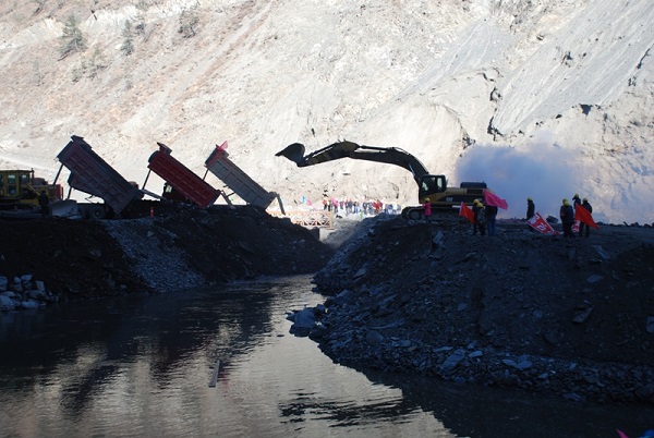 溪古水電站混凝土面板堆石壩及大壩基礎(chǔ)處理工程